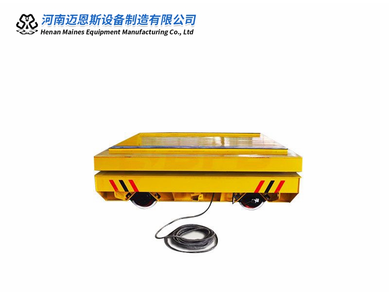 拖攬電動(dòng)搬運(yùn)車(chē)